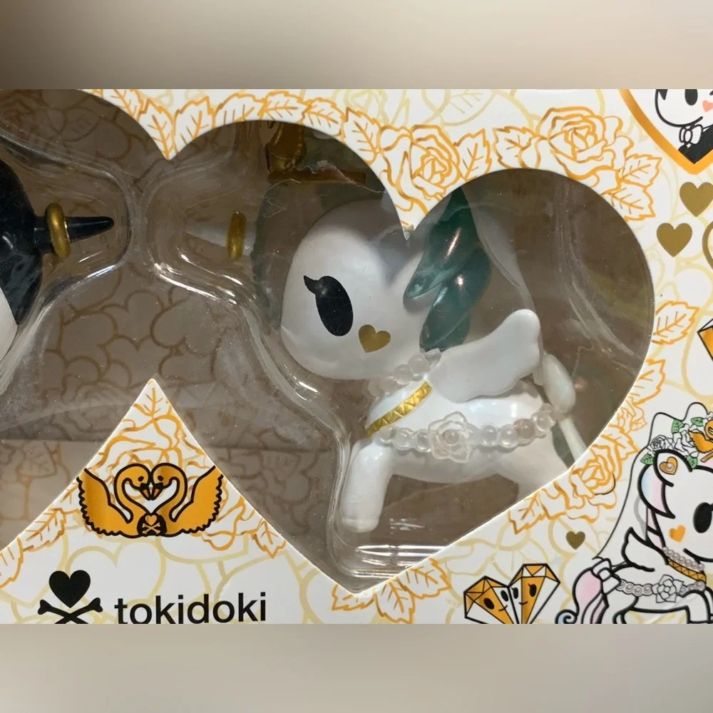 Tokidoki Unicorno Valentine Romeo & Juliet Limited Edition Set - Damaged Box** - Picture 3 of 16